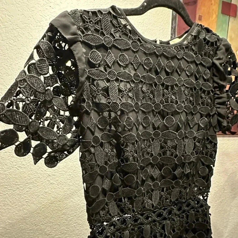 Michael Kors geometric floral lace dress size 0